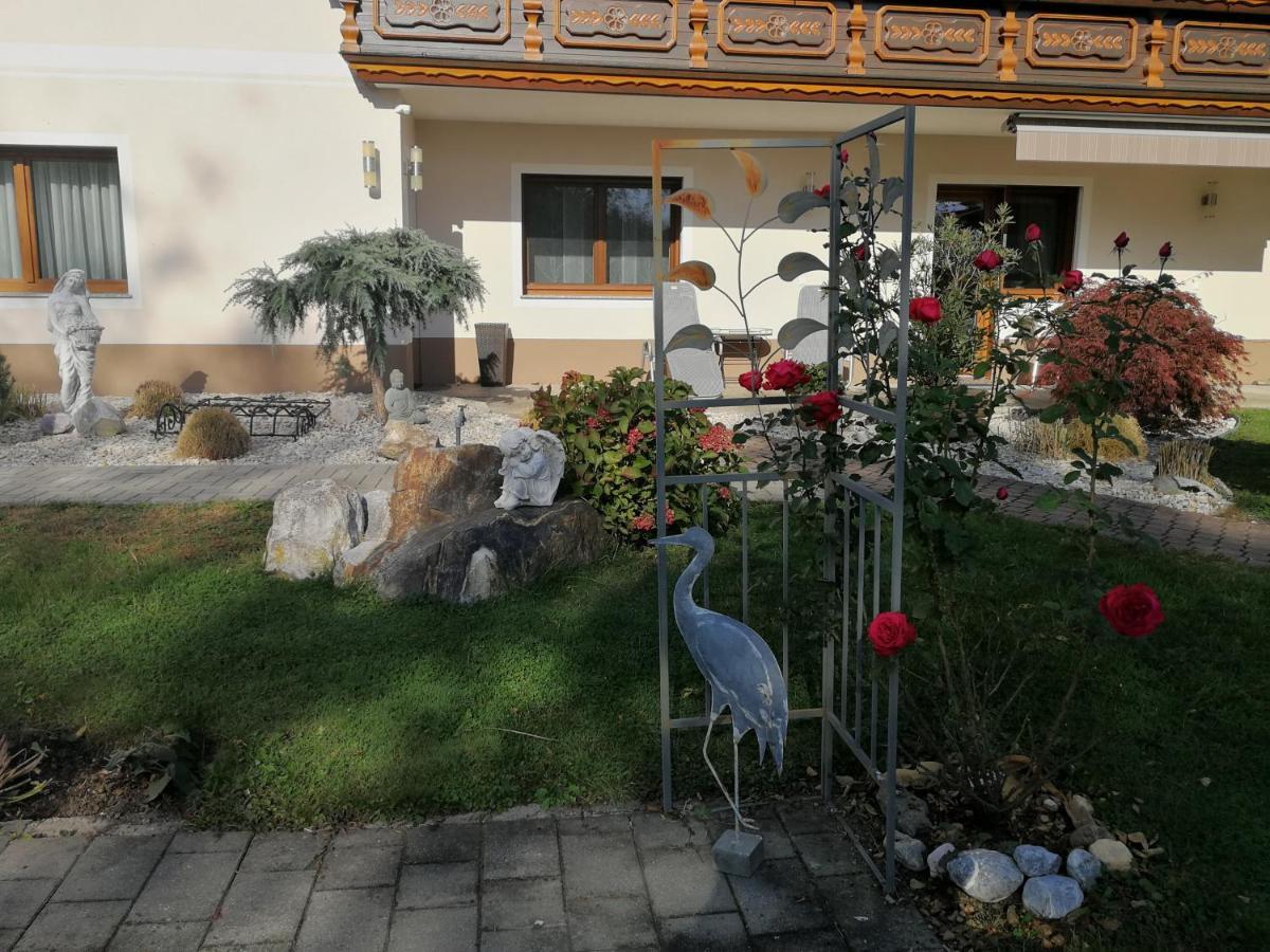 Ferienwohnungen Oranhof Velden am Woerthersee Luaran gambar