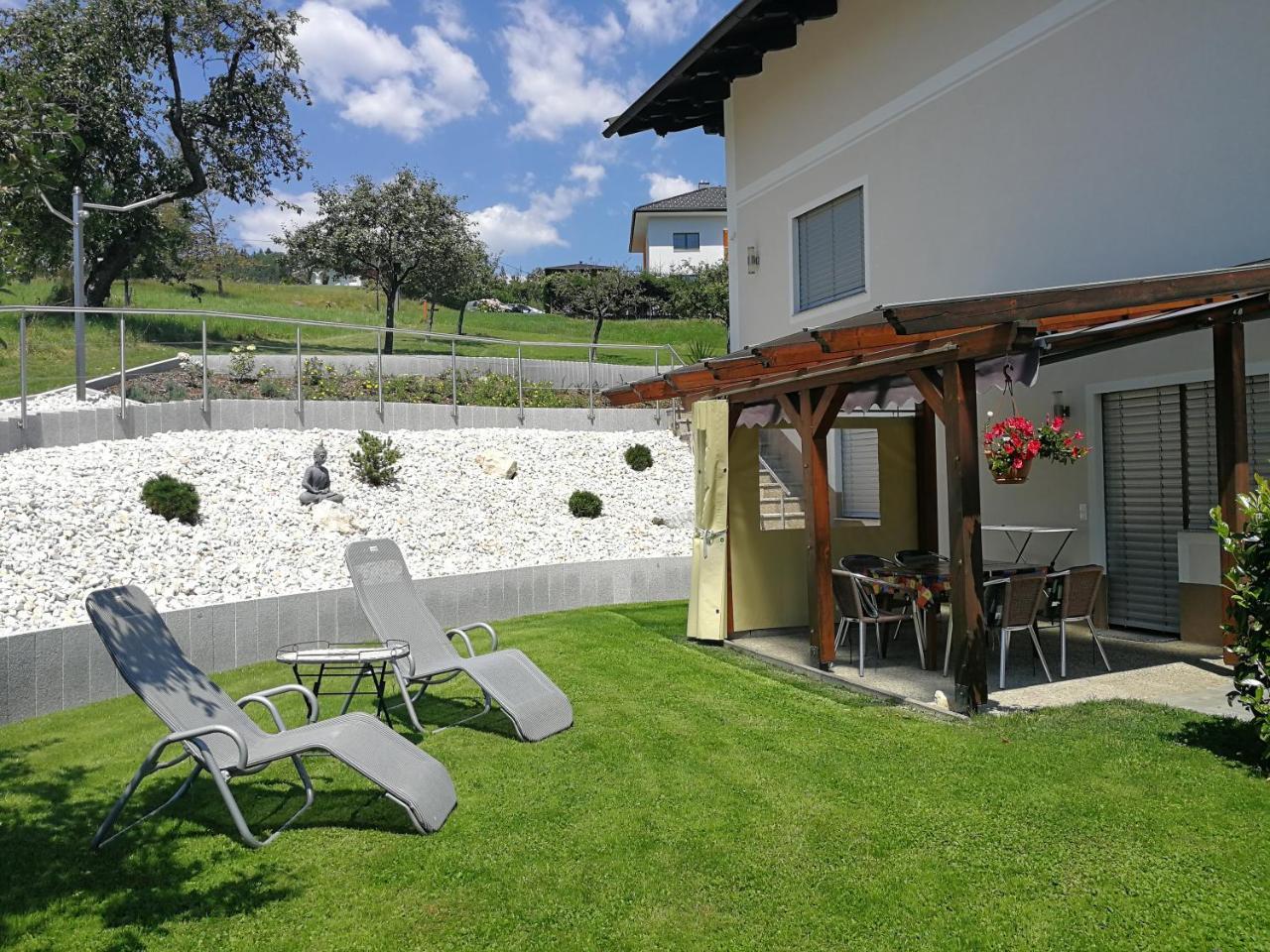 Ferienwohnungen Oranhof Velden am Woerthersee Luaran gambar