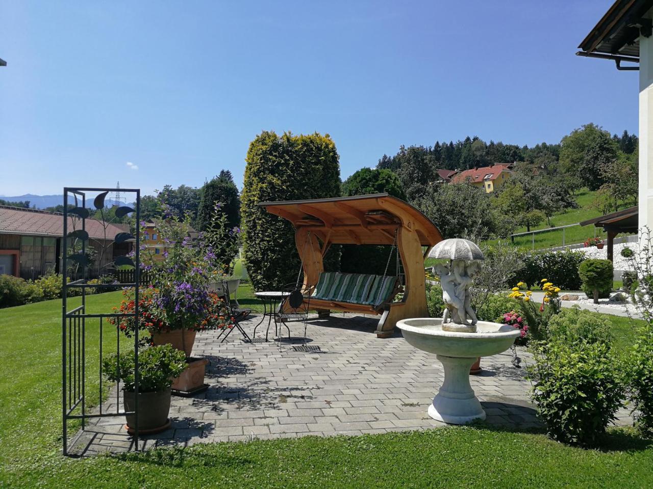 Ferienwohnungen Oranhof Velden am Woerthersee Luaran gambar