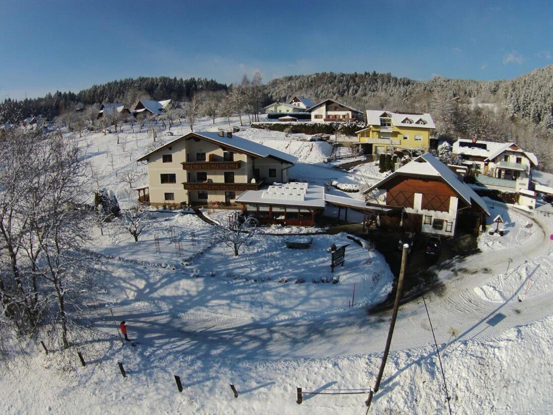 Ferienwohnungen Oranhof Velden am Woerthersee Luaran gambar